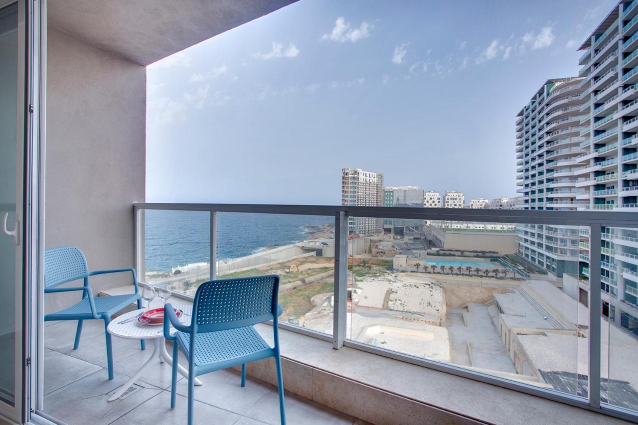 Modern Seaview In A Prime Location Apartament